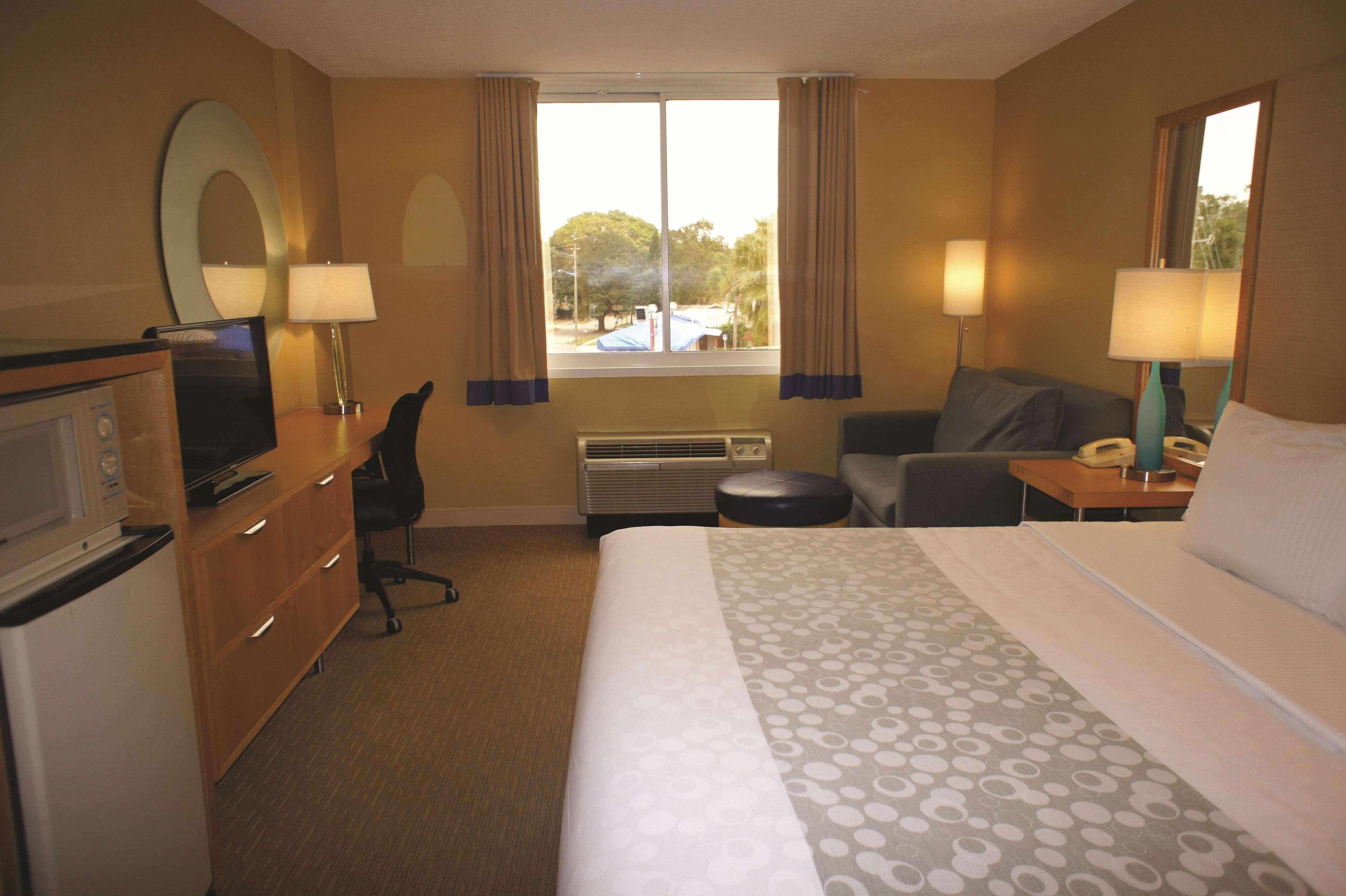 La Quinta By Wyndham Sarasota Downtown Hotel Buitenkant foto