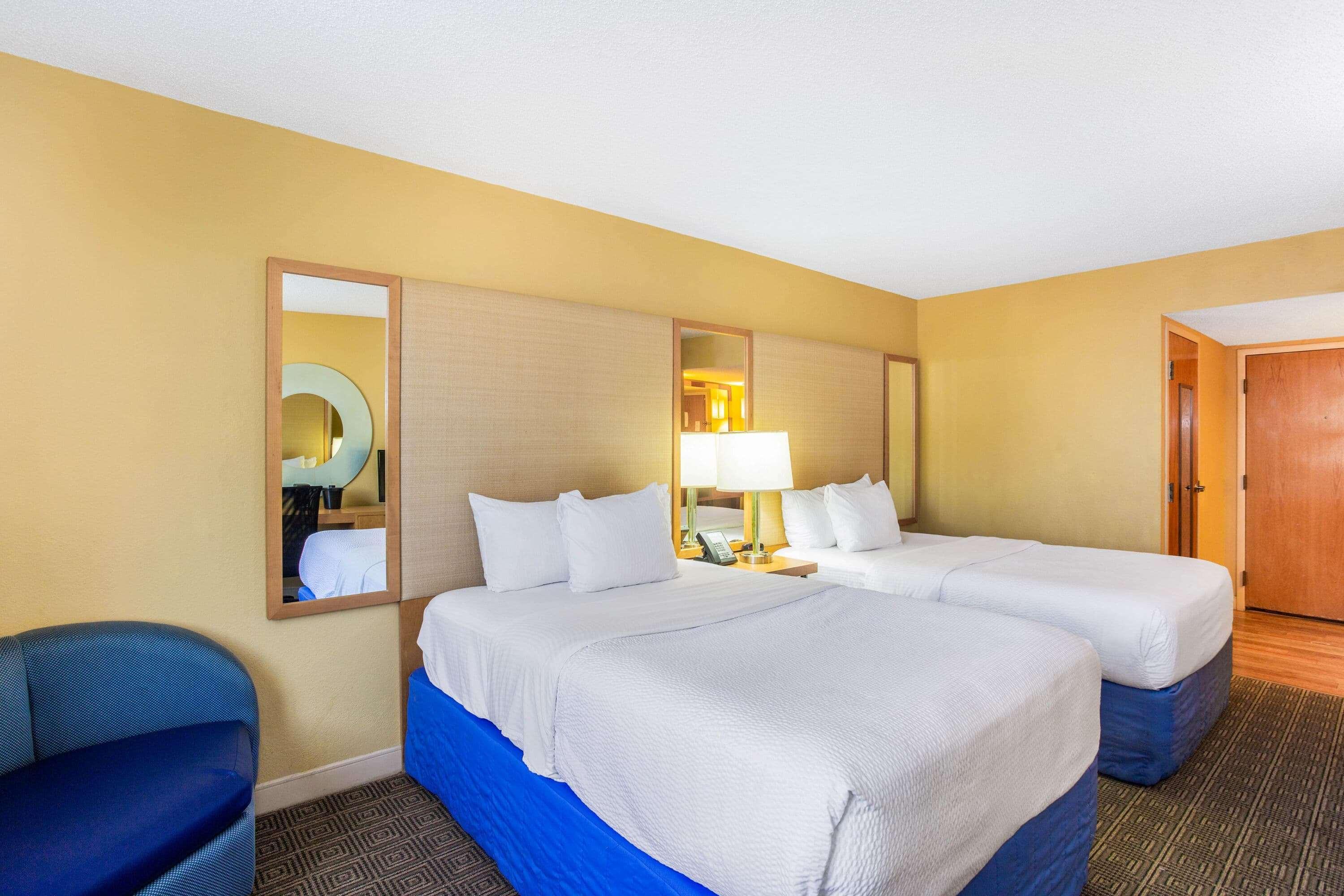 La Quinta By Wyndham Sarasota Downtown Hotel Buitenkant foto