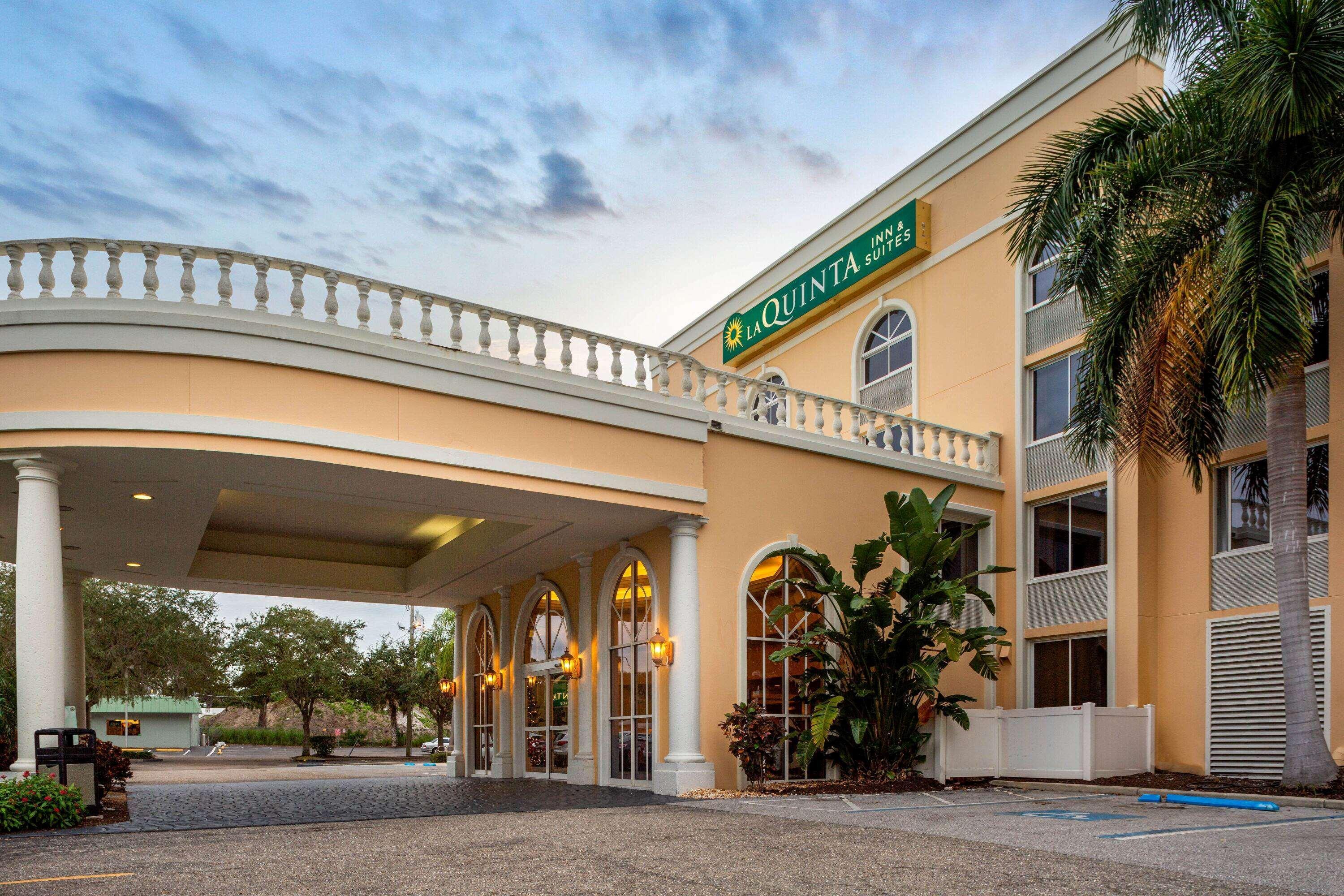 La Quinta By Wyndham Sarasota Downtown Hotel Buitenkant foto