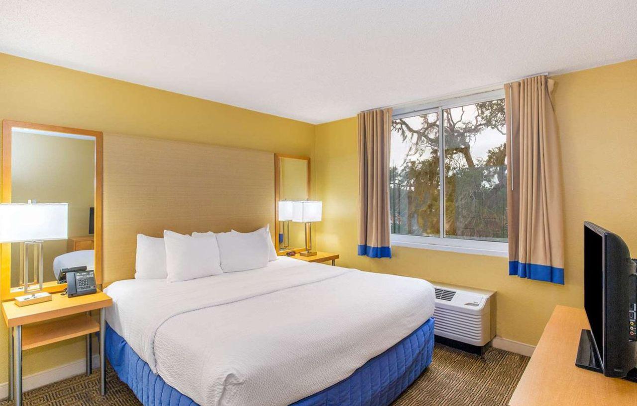 La Quinta By Wyndham Sarasota Downtown Hotel Buitenkant foto